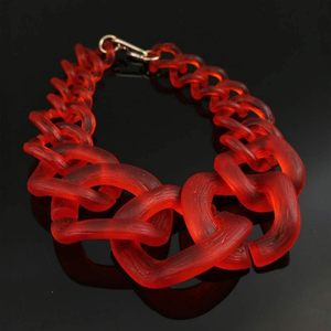 Cadena de pared de resina acrílica minimalista, acento hecho a mano personalizado para decoración moderna de hogar o cafetería - Product Image 1