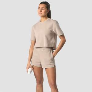 Pantalones cortos de mezclilla de cintura alta para mujer: elegantes y cómodos, perfectos para ropa informal y atuendos de verano - Product Image 1