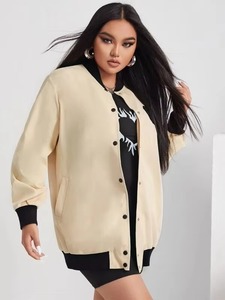 Chaqueta Bomber Corta Estilo Universitaria para Mujer, Marca OEM, Logotipo Bordado Personalizado, Chaquetas Letterman de Béisbol, Venta al Por Mayor de Fábrica - Product Image 2