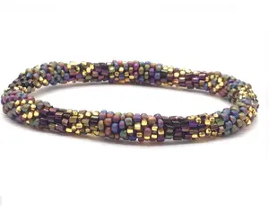 Bracciali con perline all'uncinetto In vetro fatti a mano e braccialetti con perline: Made In Nepal a un prezzo all'ingrosso