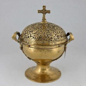 Quemador de iglesia de latón con fragancia sagrada, incensario colgante, quemador de incienso de Iglesia Vintage para ambiente ceremonial y espiritual - Product Image 4