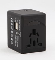 Adaptor Perjalanan Universal Tipe Colokan UK US AUS EU dengan Output USB Pintar 5V 2.4A, Casing Berlapis Karet Hitam untuk Perjalanan Bisnis