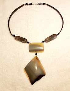 Nouvelle arrivée collier en corne de buffle fait à la main bijoux de haute qualité avec un design unique pour les fêtes et les mariages couleur naturelle - Product Image 4