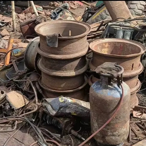 Chatarra de hierro 43 + GST | Chatarra de metal ferroso de primera calidad para uso industrial | Suministro a granel - Product Image 1