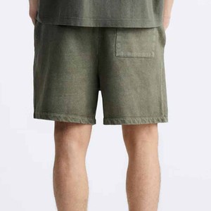 Shorts décontractés pour hommes en toile anti-plis de haute qualité, taille mi-haute avec cordon de serrage, couleur unie - Product Image 1