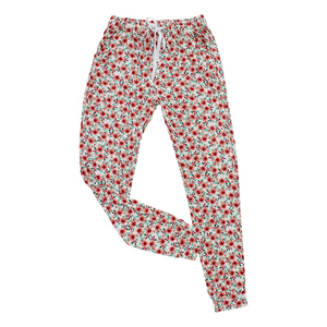 Vente en gros de vêtements de nuit en tissu satiné pour adultes et femmes hauts à manches courtes et pantalons longs ensemble de pyjama 2 pièces vêtements pour l'été - Product Image 5