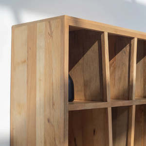 Nismaaya ชั้นวางหนังสือไม้รูปพระจันทร์เสี้ยวพร้อมดีไซน์แบบเปิดหิ้งไม้เนื้อแข็งสำหรับแสดงหนังสือตกแต่งและของสะสม - Product Image 4