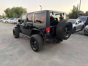 รถจี๊ปแรงเลอร์ JK อันลิมิเต็ด รูบิคอน 4x4 รุ่นปี 2018 สภาพใช้งานมาแล้ว ขาย - Product Image 3