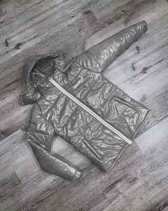 Veste matelassée personnalisée OEM imprimé veste matelassée pour hommes logo personnalisé veste d'hiver décontractée pour hommes avec poches en plusieurs couleurs - Product Image 3