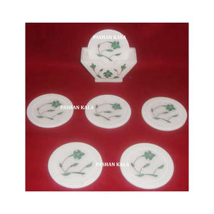 Juego de posavasos de mármol blanco hecho a mano de la mejor calidad, con diseño de incrustaciones de flores de color verde en forma redonda, para decoración del hogar y hoteles. - Product Image 1