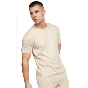 เสื้อแขนสั้นและกางเกงขาสั้นสำหรับผู้ชายเสื้อพิมพ์ลายฉลากส่วนตัวสำหรับฤดูร้อนสินค้าใหม่ทันสมัย - Product Image 5