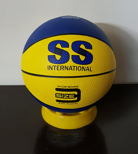 ลูกบาสเก็ตบอลพีวีซีสีขาวขนาด5และขนาด4โลโก้ออกแบบได้ตามที่ต้องการ - Product Image 6