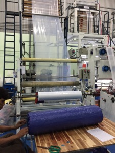 Màng <span class=keywords><strong>PE</strong></span> Tùy Chỉnh Màng Co Giãn Nhựa <span class=keywords><strong>PE</strong></span> Bảo Vệ Nhà Kính Poly Trong Suốt CuộN LDPE Đóng Gói Cho Nông Nghiệp - Product Image 2