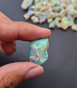 Pierre d'opale éthiopienne Welo Opale de feu naturelle Opale de feu brute multi Lot brut Pierres précieuses en vrac - Product Image 6