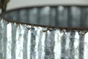 Casa estilo galvanizado corrugado de Metal y cuerda colgando macetas Set de 2 - Product Image 3