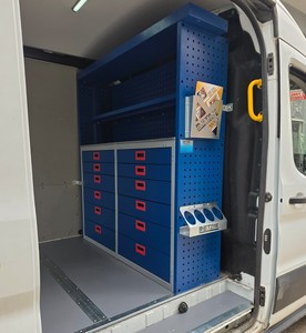 Matériel de stockage pour véhicules de maintenance et de service - Supports modulaires pour camions, supports et armoires OEM pour fourgons, haute qualité pour tous les véhicules - Product Image 1