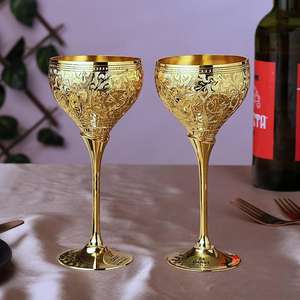 Verre à vin en laiton de haute qualité avec un look vintage, gobelet fait à la main pour les hôtels, les bars et les cafés, disponible au prix de gros - Product Image 2