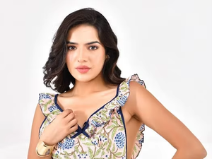 Robe décontractée coupe décontractée pour femmes avec tissu doux parfait pour le confort au travail ou aux loisirs - Product Image 3