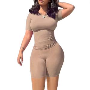 Ensemble 2 pièces pour femmes personnalisé, décontracté et ajusté, qualité supérieure, vente en gros d'ensembles pour femmes, design élégant, chemise à manches courtes - Product Image 2