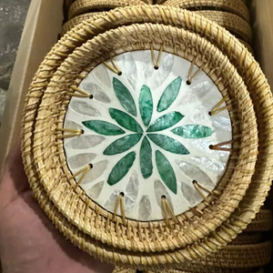 Plateau en rotin tissé à la main élégant avec mosaïque de nacre pour la salle à manger et la table basse Vietnam - Product Image 1