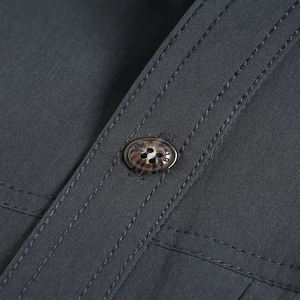 เสื้อช่างปักลายโพลีเอสเตอร์แบบกำหนดเอง พร้อมโลโก้บริษัท แถบสะท้อนแสง ดีไซน์มองเห็นได้ชัดเจน คุณภาพดีที่สุด - Product Image 6