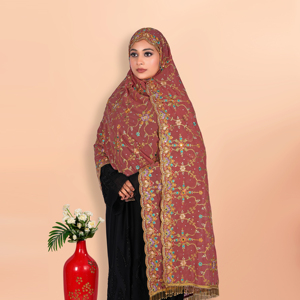 Hijab de luxe pour les fêtes en georgette avec broderie complexe et travail de paillettes avec des perles, bordure en dentelle Latkan - Product Image 1