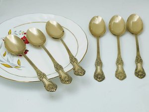 Ensemble de couverts réutilisables cuillère fourchette, couverts de luxe en or vintage gravés, ensemble de vaisselle, couverts de mariage, restaurant d'hôtel - Product Image 6