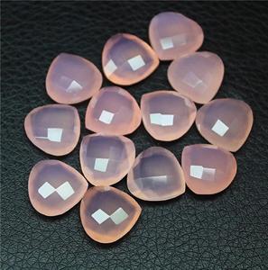Cuentas a juego de Briolette de corazón facetado de Calcedonia Rosa natural - Product Image 1