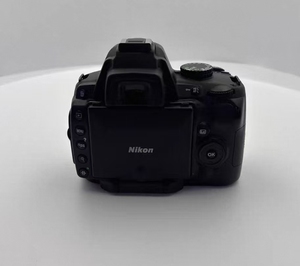 Cámara DSLR <span class=keywords><strong>Nikon</strong></span> D5000 de Segunda Mano, Sensor CMOS de 12MP, APS-C, Disparo Continuo de 4.0fps, Cámara Económica con Tarjeta SD - Product Image 2