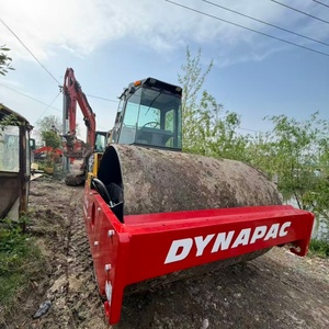 Compacteur vibrant d'occasion Dynapac CA301D, équipement de construction routière, moteur puissant, prêt à être expédié - Product Image 4