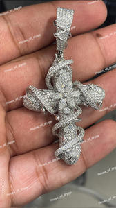 Pendentif Croix Glacée en Moissanite Diamant Luxe Hip Hop Argent Plaqué Rhodium Bijoux de Foi Bling Statement Cadeau de Mariage Femme - Product Image 4