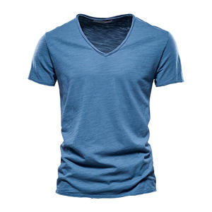 เสื้อยืดคอกลมสีพื้นสำหรับผู้ชายแขนสั้นมีให้เลือกหลายขนาด - Product Image 2