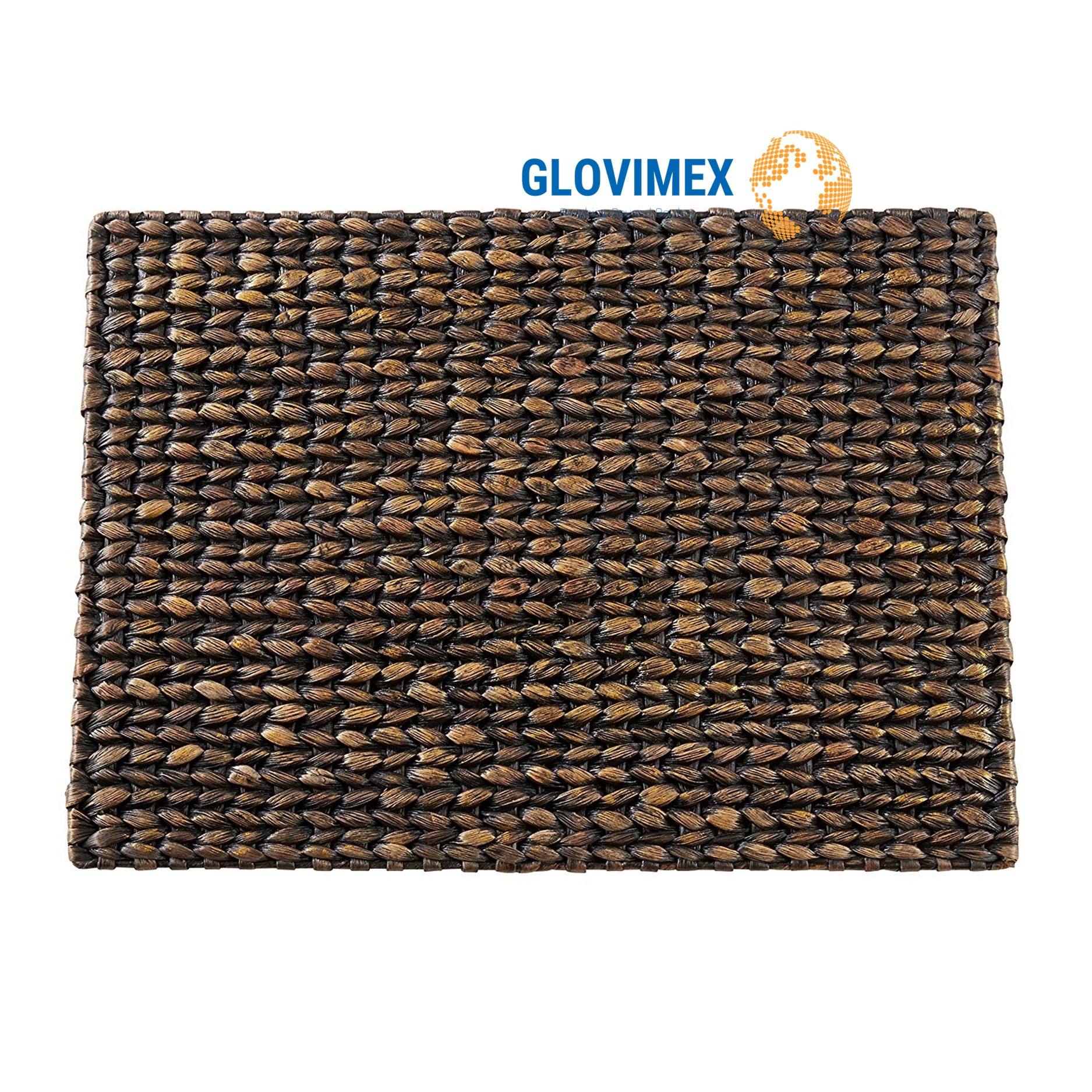 สีน้ำตาลเข้ม