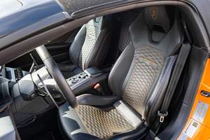 SUPER PROPRE 2019 LAM-BOR-GHINI HURA-CAN LP 580-2 SPYDER PRÊT À ÊTRE EXPÉDIÉ - Product Image 4