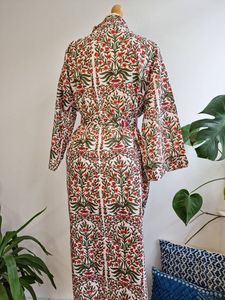 Algodón puro Pastel Blanco Verde Floral Impreso Kimono Coverup Hasta el suelo Túnica Inocente Naturaleza Templo Diseño Vestido informal - Product Image 5