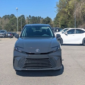 NOUVEAU VÉHICULE D'OCCASION 2025 C-AMRY LE FWD SEDAN TRANSMISSION À VARIALE CONTINUE I4 HYBRIDE - Product Image 1