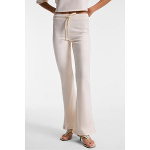 Pantalon de survêtement à jambes larges et coupe ajustée en tissu extensible pour femmes ETHIQUET ASHERA - Product Image 2