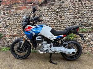 Motocicleta Duecento Tributos de Alta Calidad - Product Image 2