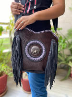 Nouveau Style occidental cheveux sur cacher fourrure daim cuir frange sac haute qualité Boho femmes fourrure cuir Unique moyen Concho frange sacs