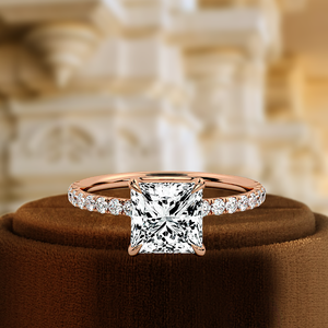 Bague de fiançailles en diamant taille princesse 1CT certifiée IGI, bague cadeau pour elle, or 14 carats massif, solitaire avec diamant de laboratoire accentué - Product Image 3