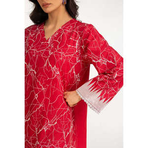 Traje Casual de 3 Piezas IUSTKSD-2113 con Estampado y Detalles Bordados, Transpirable y Elegante - Product Image 6