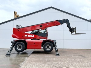 Chargeur télescopique multifonction Magni AA001 pour travaux de construction et agriculture, robuste, 4x4, diesel, avec accessoire de chariot élévateur 75 mm - Product Image 3