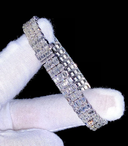 Pulsera de tenis con moissanita de corte esmeralda y diamantes engastados, de plata de ley 925, pulsera llamativa brillante para unisex - Product Image 2