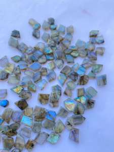 Flashy Labradorite Slice Slice Table Cut Gemstone Flashy Labradorite Slice 13 Piece for Jewellery Making Handmade Gemstone - Product Image 3