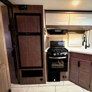 SUPPLIER OF Used 2023 Lan ce travel trailer 2375 - Product Image 4