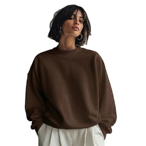 Sudadera de cuello alto oversize con logo personalizado, de poliéster/algodón grueso, color liso, para invierno, estilo casual y urbano para mujer. - Product Image 1