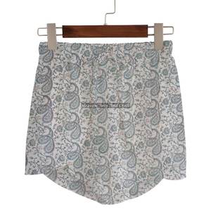 Shorts enveloppants artisanaux pour femmes, vêtements de détente d'été, coton, imprimé en blocs, shorts enveloppants de plage, collection pour filles, style babydoll, imprimé d'été - Product Image 1