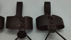 Soportes para Cuernos de Beber de Cuero de Búfalo Rectangulares Ecológicos Hechos a Medida para Reventa, Artesanía Ajustable - Product Image 2