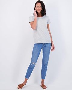 T-shirt personnalisé pour femme, 100 % coton, écologique, coupe ajustée, respirant et anti-boulochage - Product Image 3
