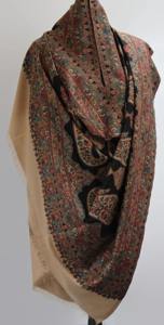 Châle d'hiver traditionnel du Cachemire, motif uni, polyester, broderie paisley, tissu en velours respirant et fin - Product Image 5